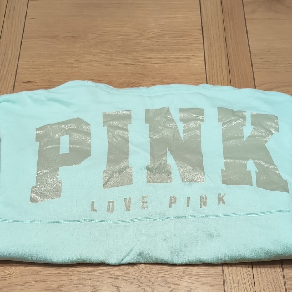 PINK Victoria's Secret Mint Tee with Silver Dog Logo